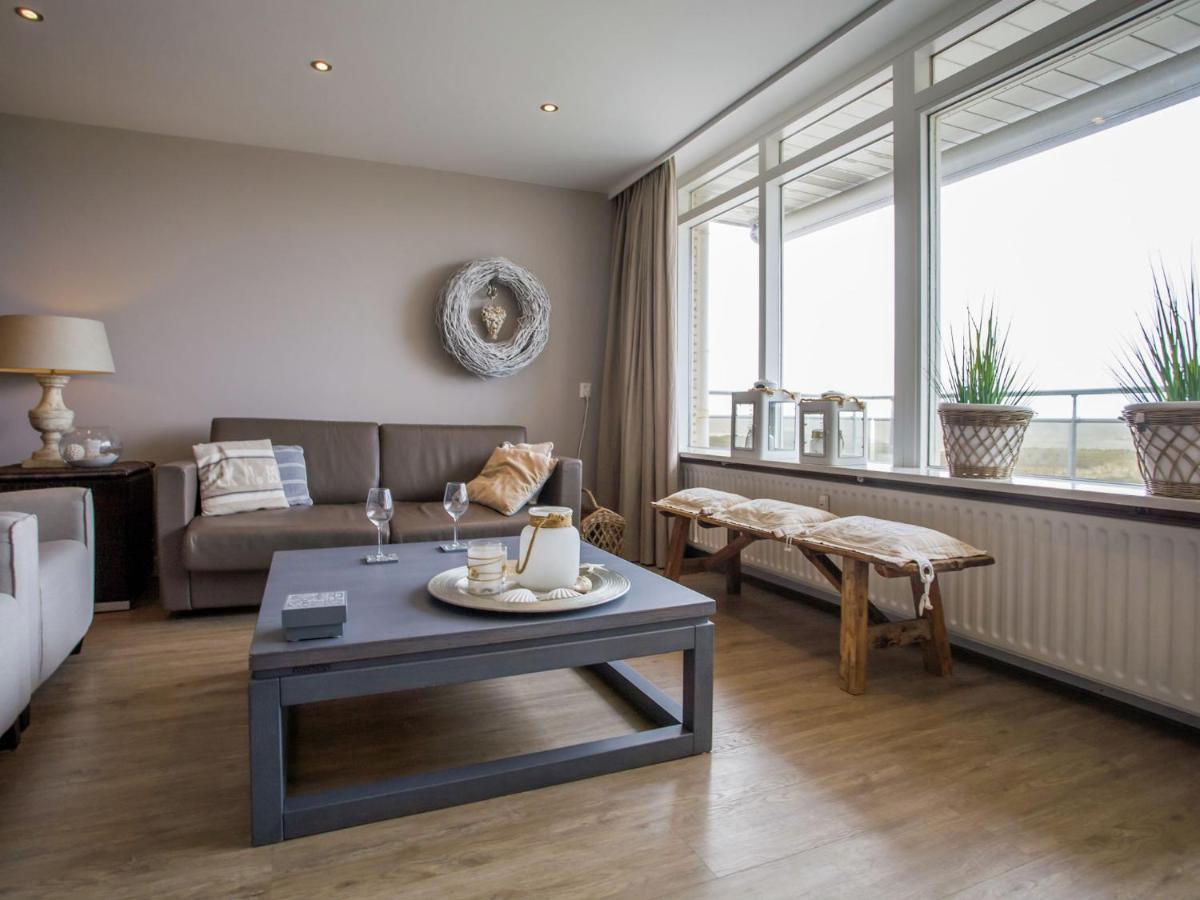 At The Promenade And Appartement